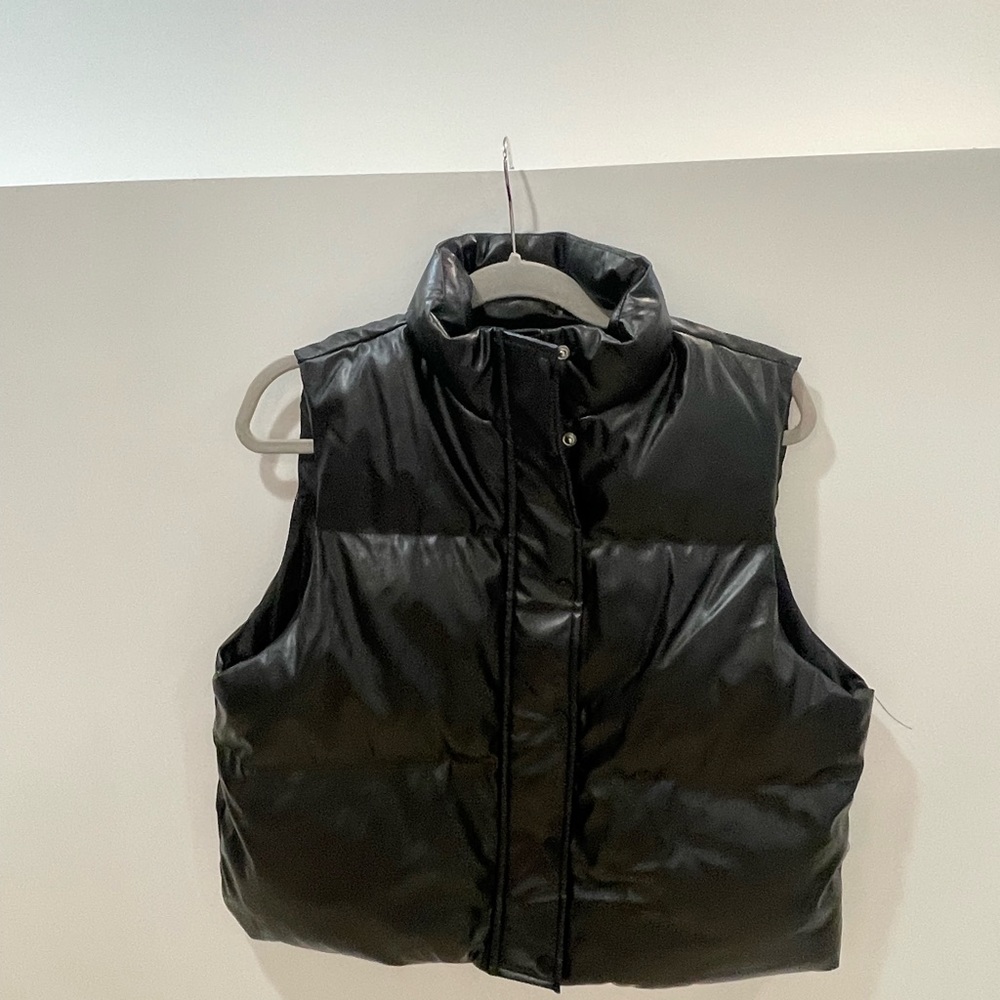 Edikted Black Puffer Vest